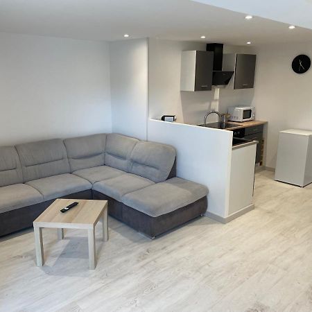 Joli Logement Au Pied Des Alpilles Eyguières 外观 照片